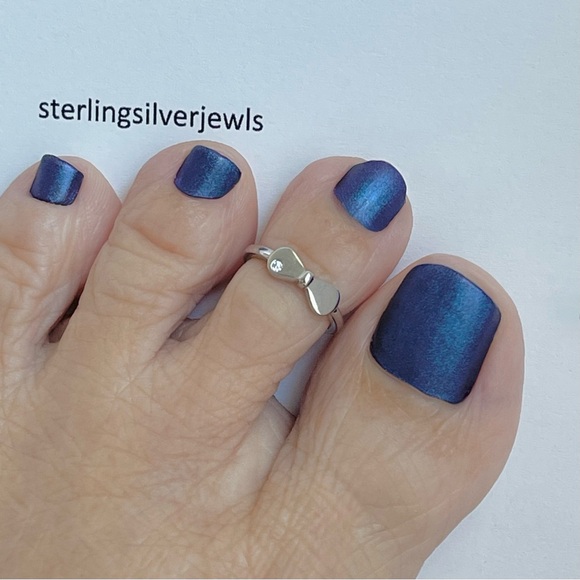 Sterling Silver Bow Toe Ring with a tiny CZ, Silver Rings, Midi Ring, Bows Ring - Picture 1 of 12